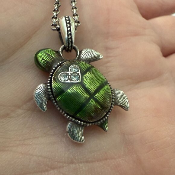 RARE Brighton Turtle Pendant Necklace Green Crystals Silver Plated Chain Adjust. - Picture 5 of 11